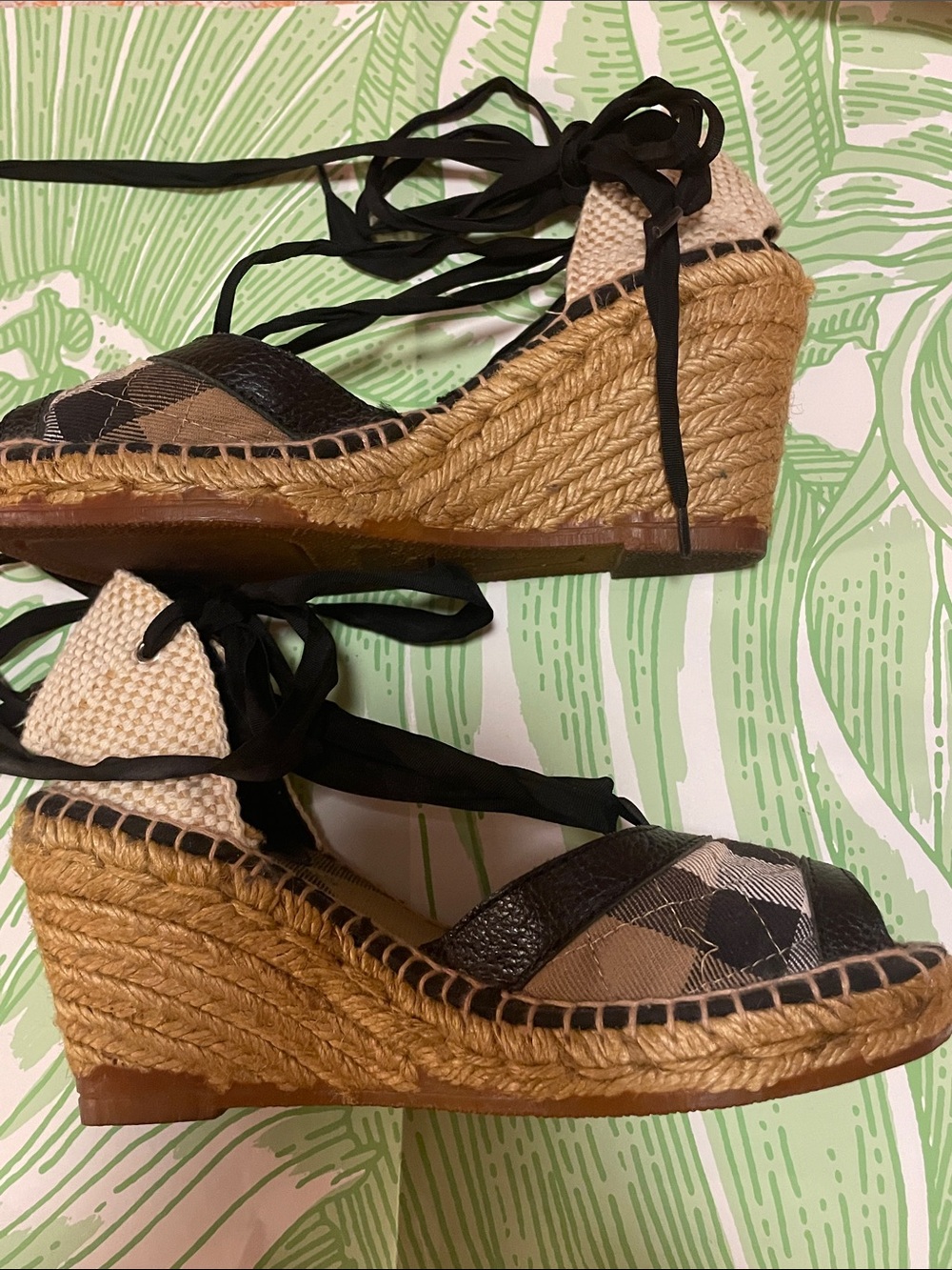 Burberry Beige and Black Plaid Espadrille Wedge Sandals with Ribbon Ties - Picture 2 of 3